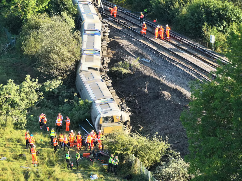 “Buckled track” causes train derailment near Lewes, East Sussex
